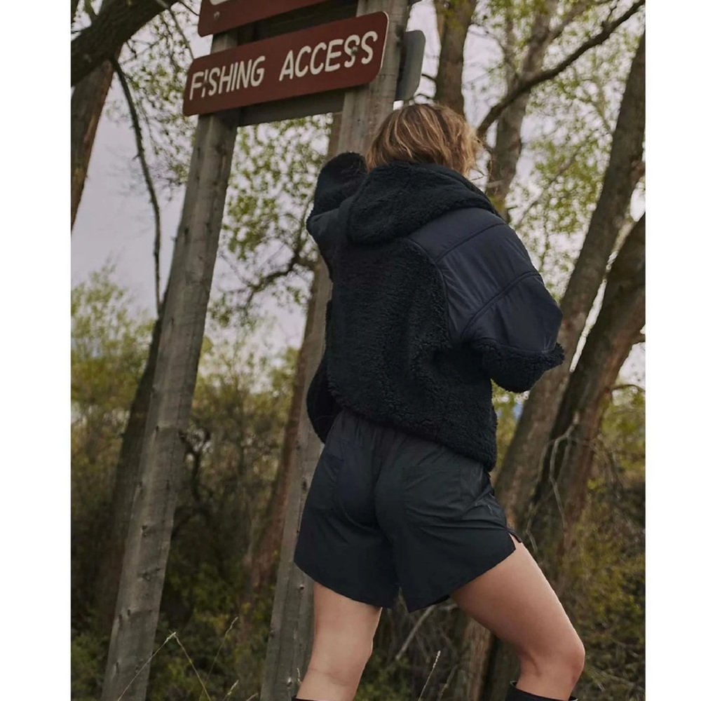 Free People FP Movement Adventure Awaits Fleece Black Jacket Coat - Picture 3 of 7